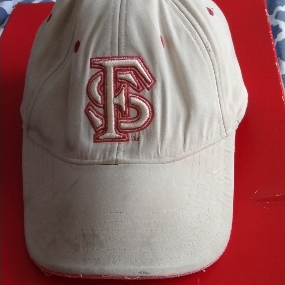 Florida State University hat one Sz $28+free hat